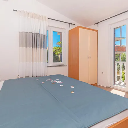 Two-bedroom In Kanica Daire Zaglavice